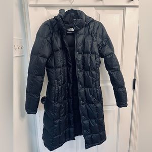 The North Face Women’s Black Long Jacket Down Puffer Coat Size Small